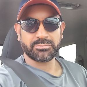 Meet your Posher, Adrian